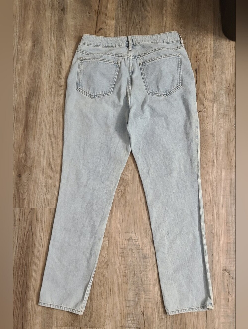 Pac Sun Mom Jeans Classic High-Rise Women's Straight Leg Cropped Jeans, 28 - Picture 3 of 11